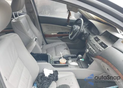 2011 Honda Accord 3.5 Ex-L z USA, uszkodzony, nr VIN 1HGCP3F86BA012000